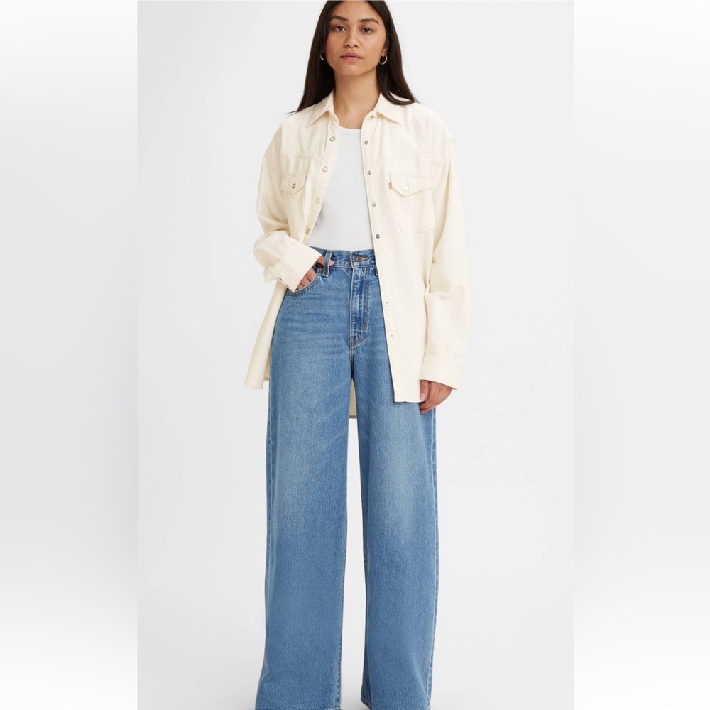 Levi’s wide leg jeans